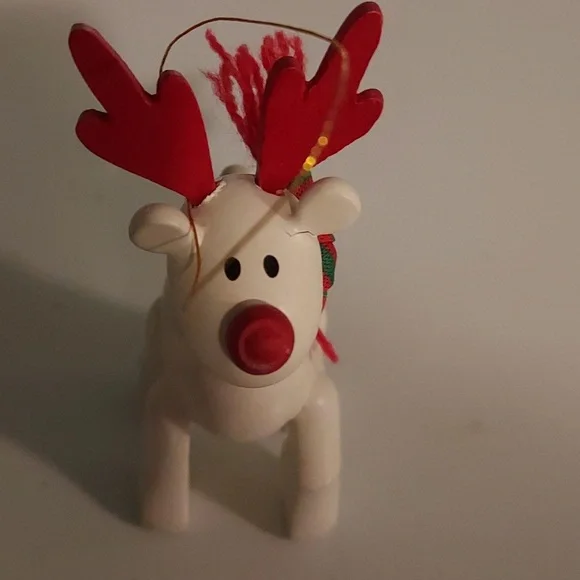 Reindeer Xmas Tree Ornament - Picture 2 of 6